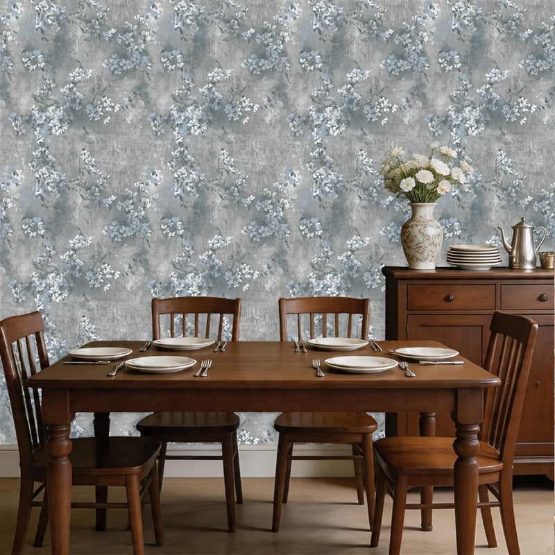 Papier peint à encoller à motif fleuri, détail du motif