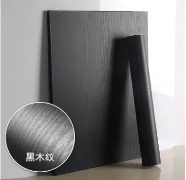 Papier peint adhésif effet bois pour relooker un meuble, pose auto-adhésive sans colle Image