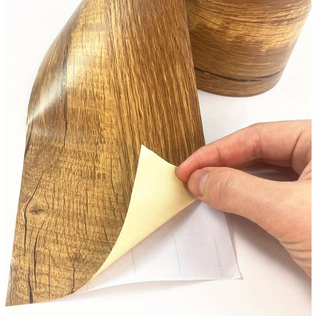 Frise de papier peint adhésif en vinyle effet bois, mise en situation