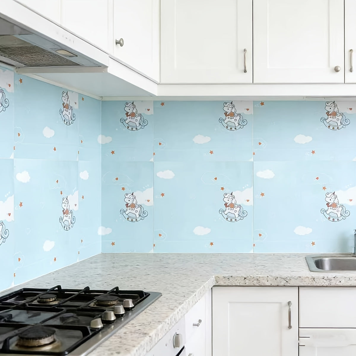 Papier peint adhésif licorne sur ciel bleu, huit rouleaux