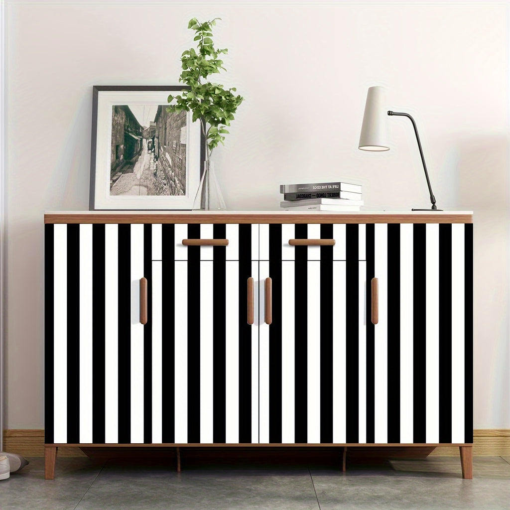 Papier peint noir et blanc, quatre longueurs, deux motifs