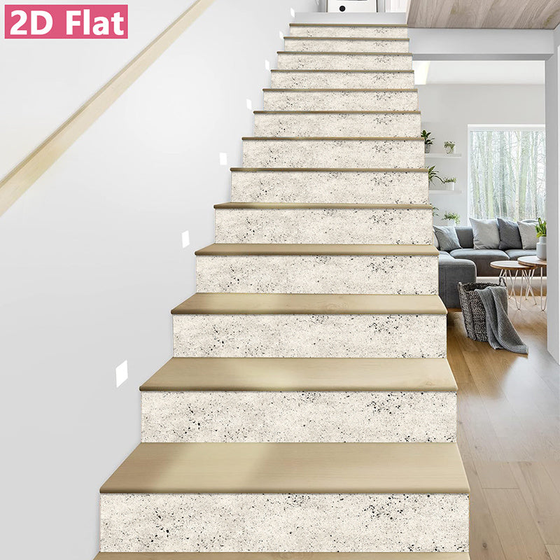 Terrazzo crème moucheté de noir sur 13 contremarches d'escalier